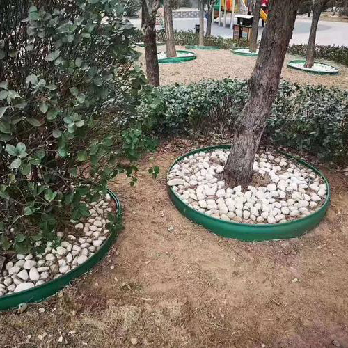 Discover durable and flexible Plastic Landscape Edging from LEIYUAN Greening Solution. Perfect for gardens and lawns, our products are easy to install and environmentally friendly.